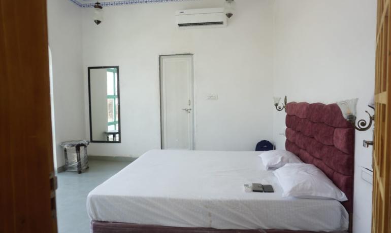Standard AC Room